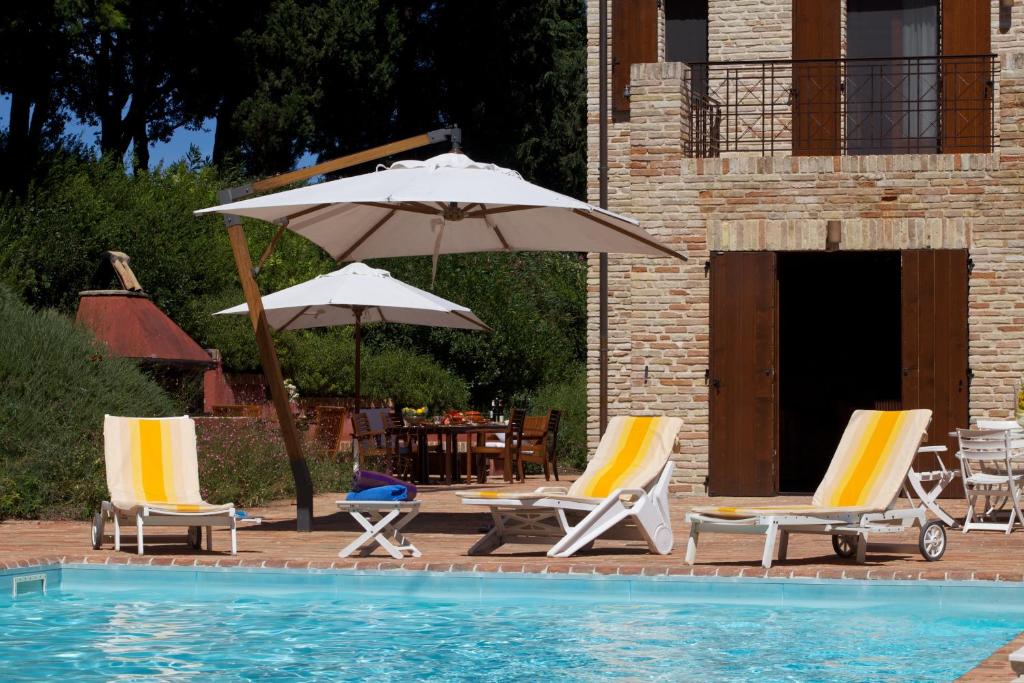 Photo de la galerie de l'établissement Villa Adele - Senigallia, meravigliosa villa con piscina e giardino, à Senigallia