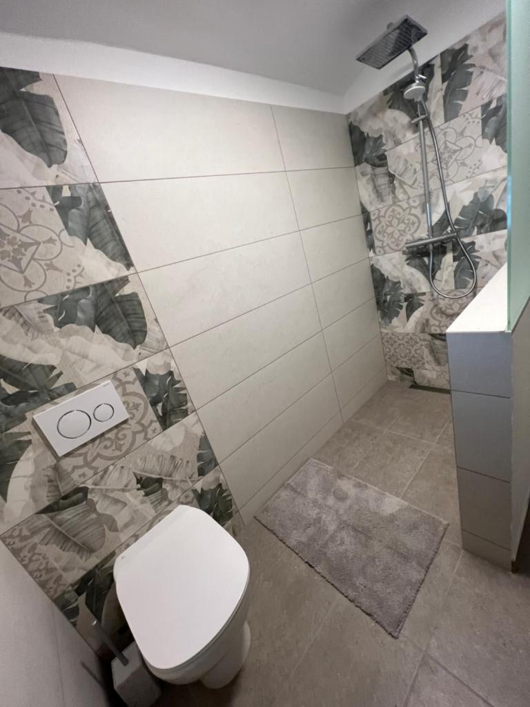 Luxury House Ledine 3