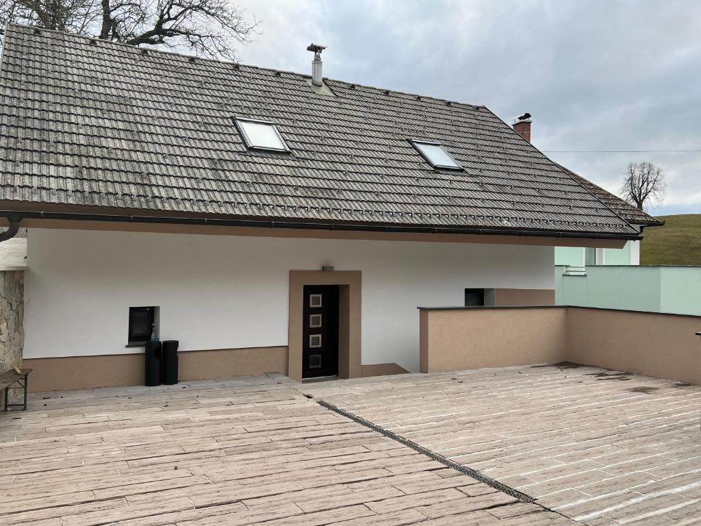 Luxury House Ledine 6