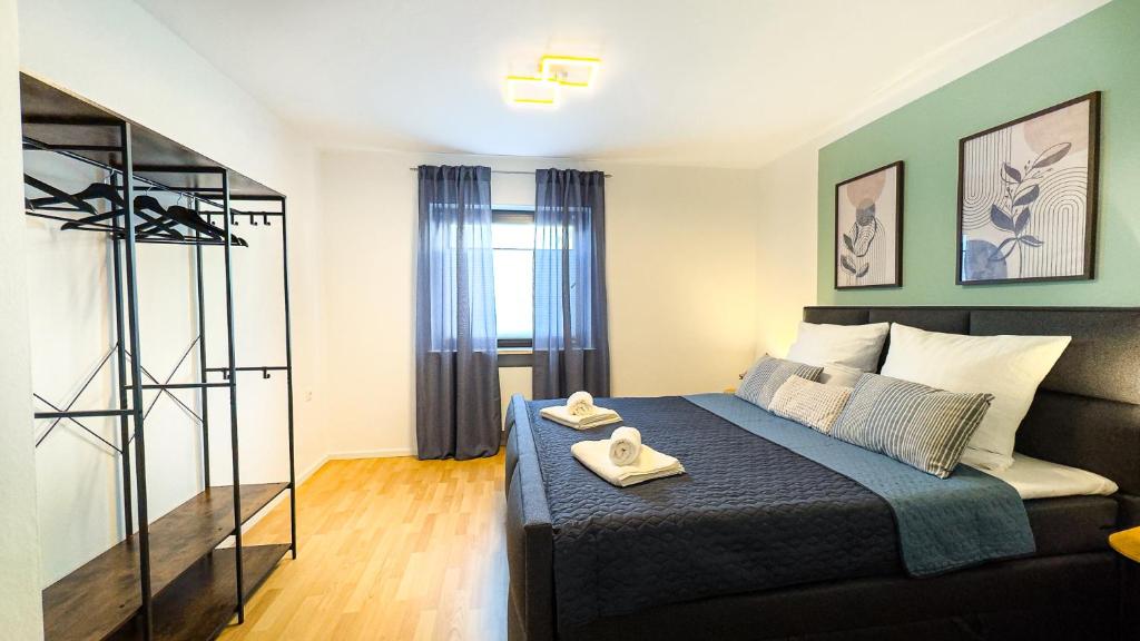 Charmantes 3-Zi-Apartment am Schlössle in Lechhausen-Garage-Balkon-Küche-Smart TV 7