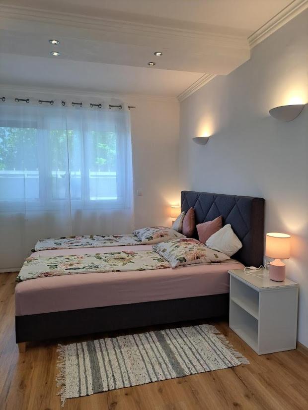 Vila Ema Apartments and Rooms 3