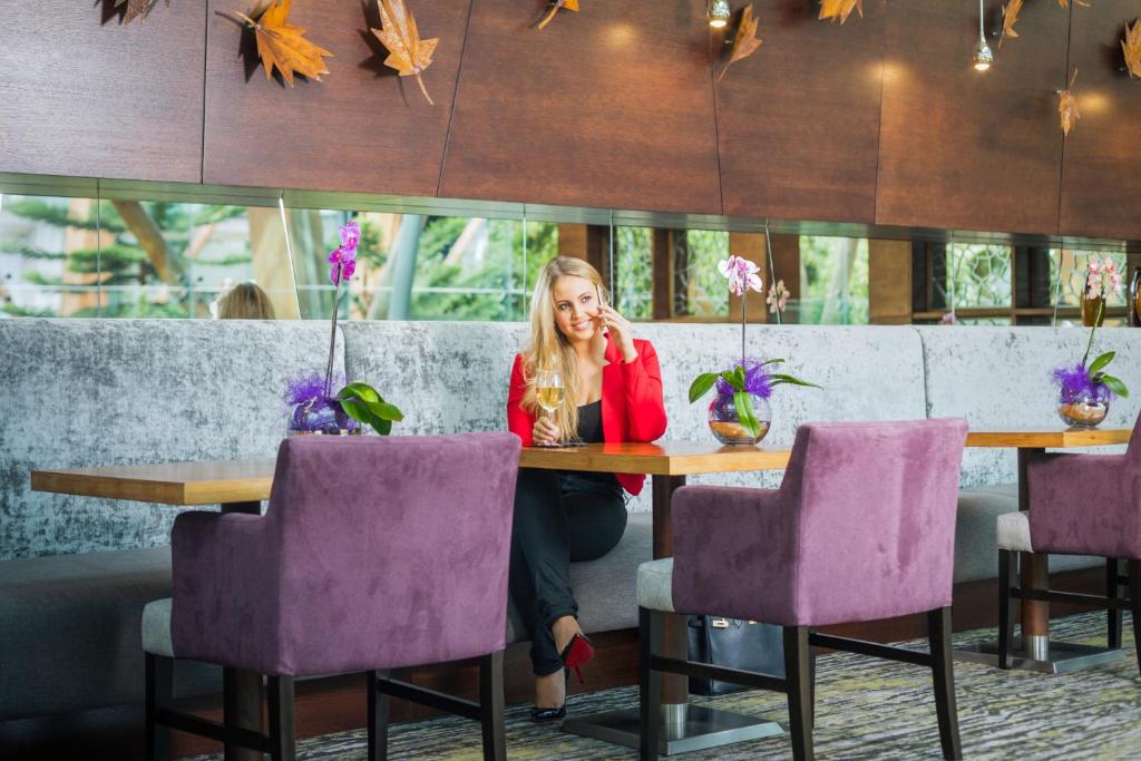 Mercure Sheffield St Paul's Hotel & Spa Image