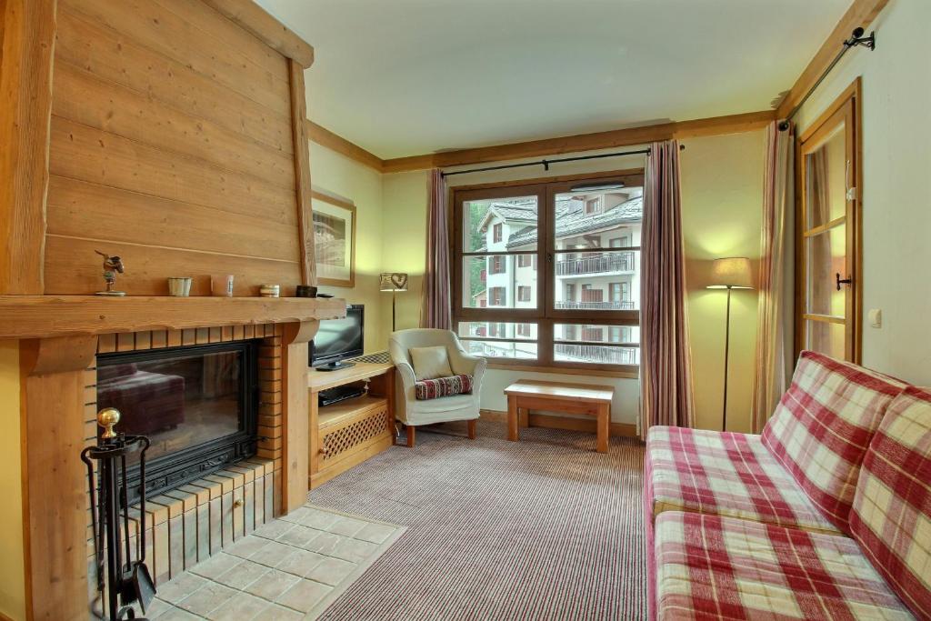 Photo de la galerie de l'établissement ARC 1950, Appartement 3 chambres Duplex Cheminée, 8 personnes, à Arc 1950