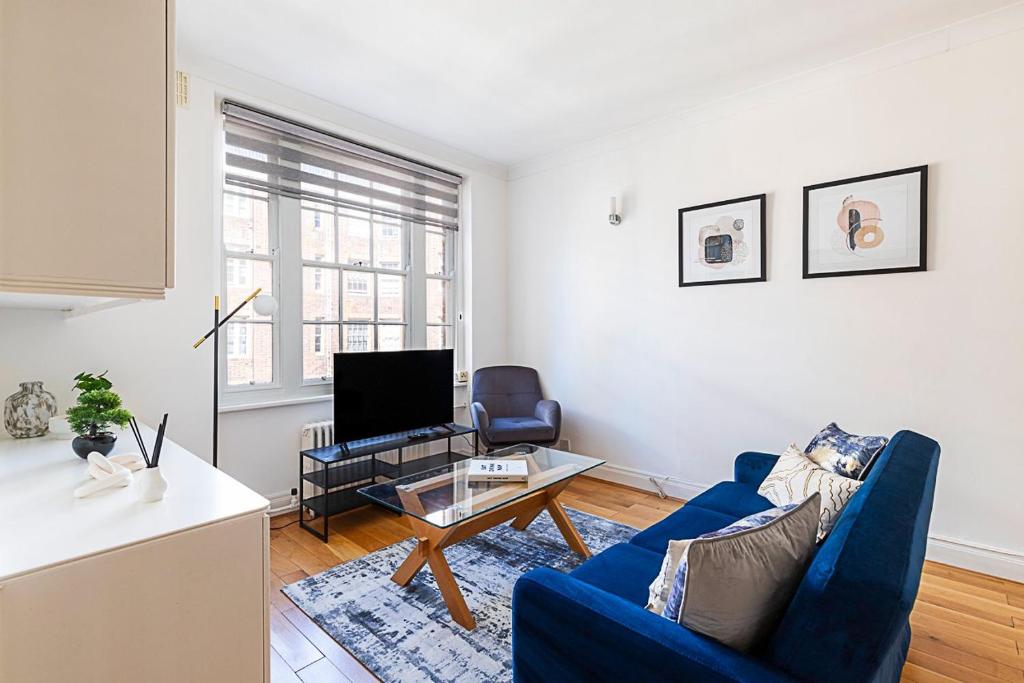 Modern 2 Bedroom Flat Near Queensway 7