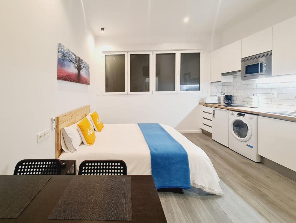 Bilbao ROOMS & KITCHEN Irala 4