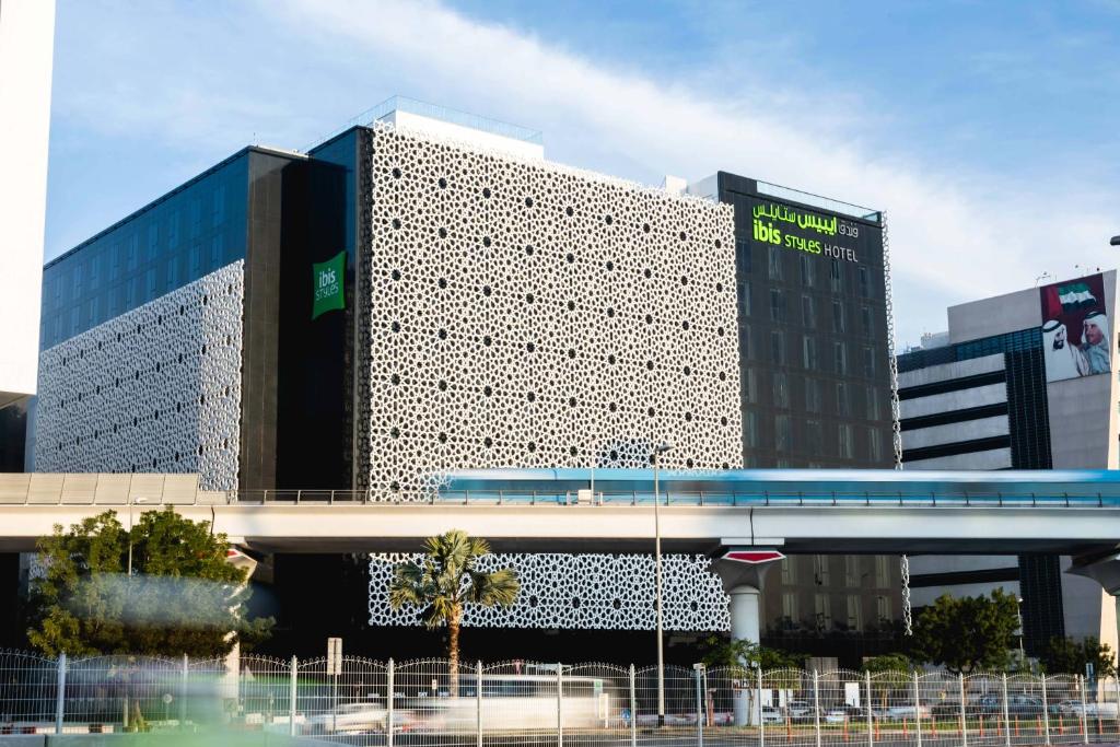 ibis Styles Dubai Airport Hotel Image