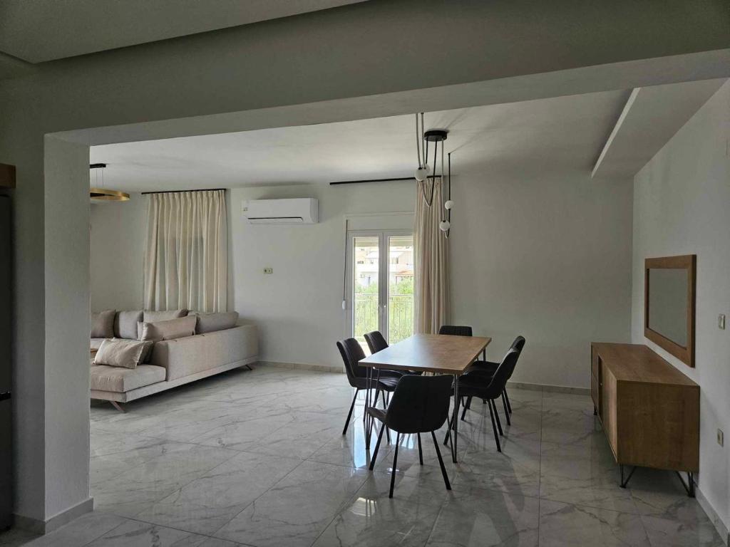 Our Villa - Villa Rena 5