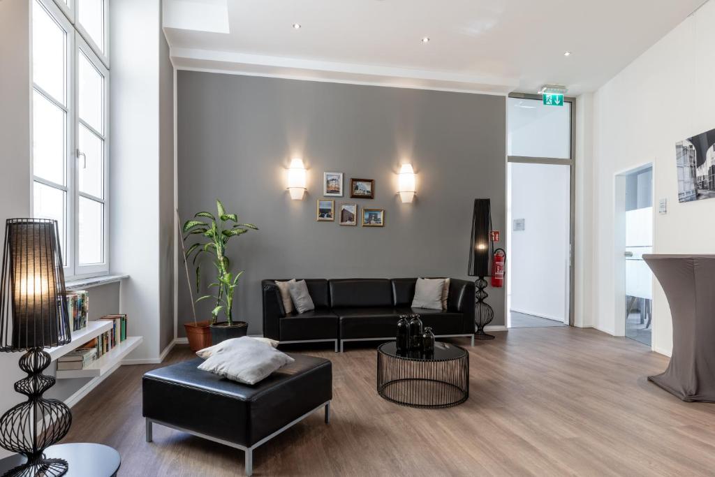 Select Hotel Berlin Checkpoint Charlie Image