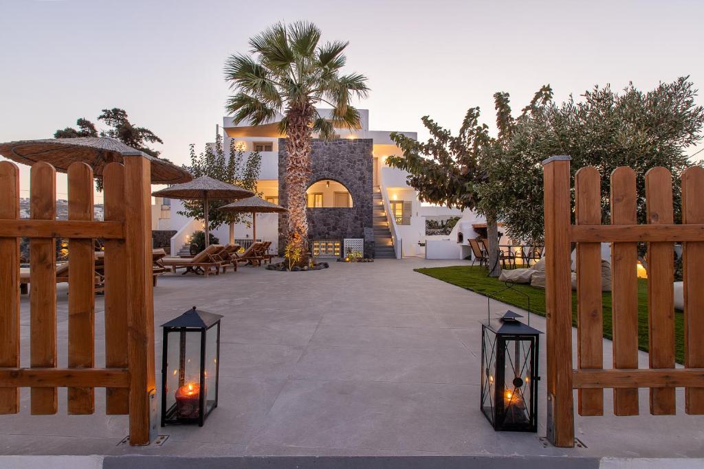 Santorini Villatzio Suites 5