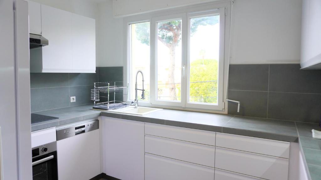 Proche Croisette, Appartement 2 Chambres by Palmazur Vacances 3