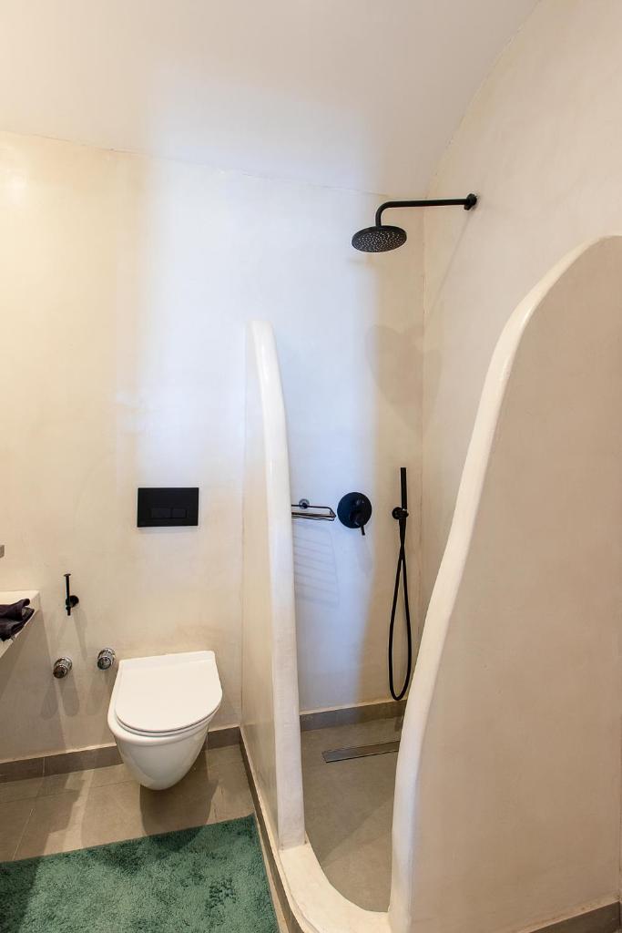 Santorini Villatzio Suites 7