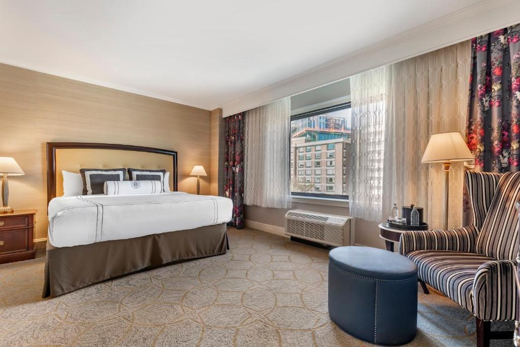 Omni Shoreham Hotel Image