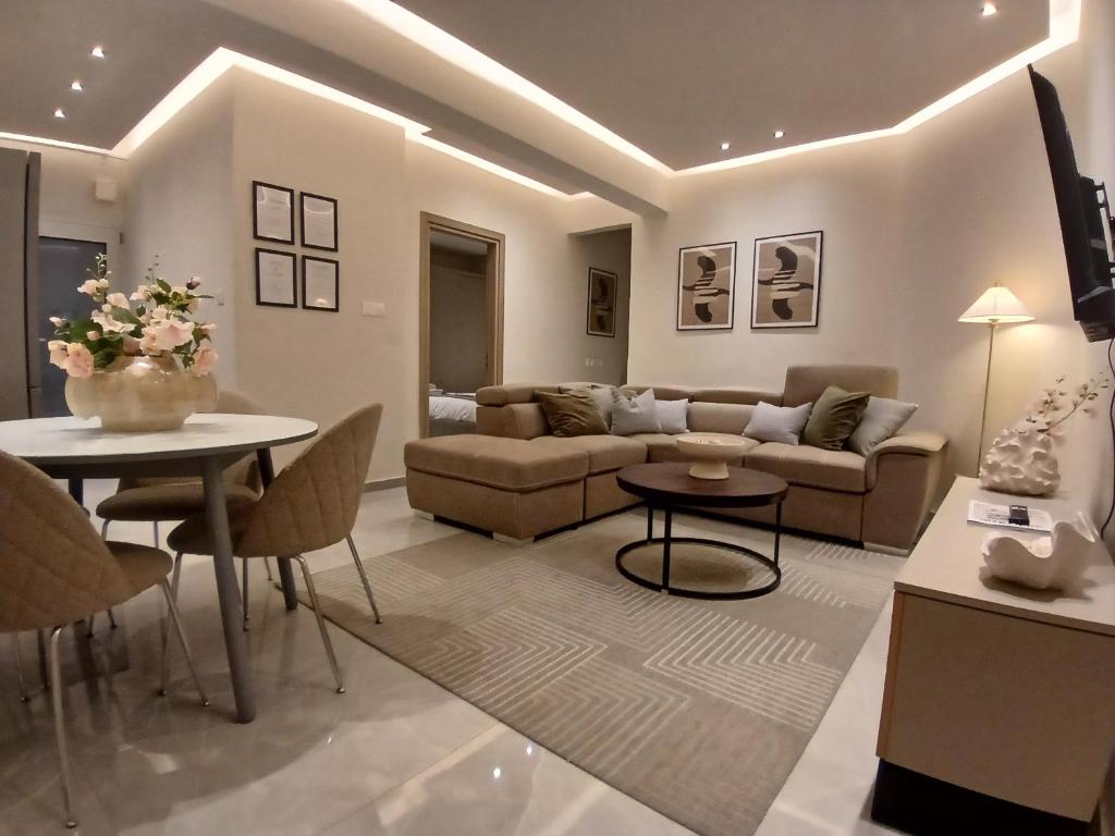 Georgiana Suites 8