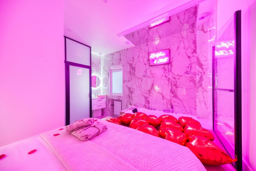 Jacuzzi Romantique, Cosy, Home Cinéma, Paris 10min 2