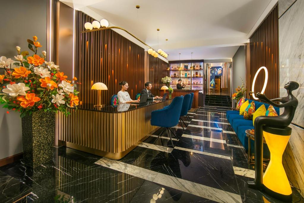 Aurora Central Hotel - A Family Friendly