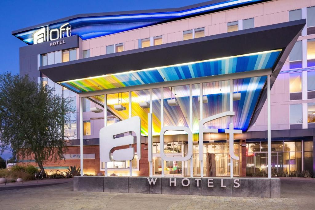 Aloft Tempe Image