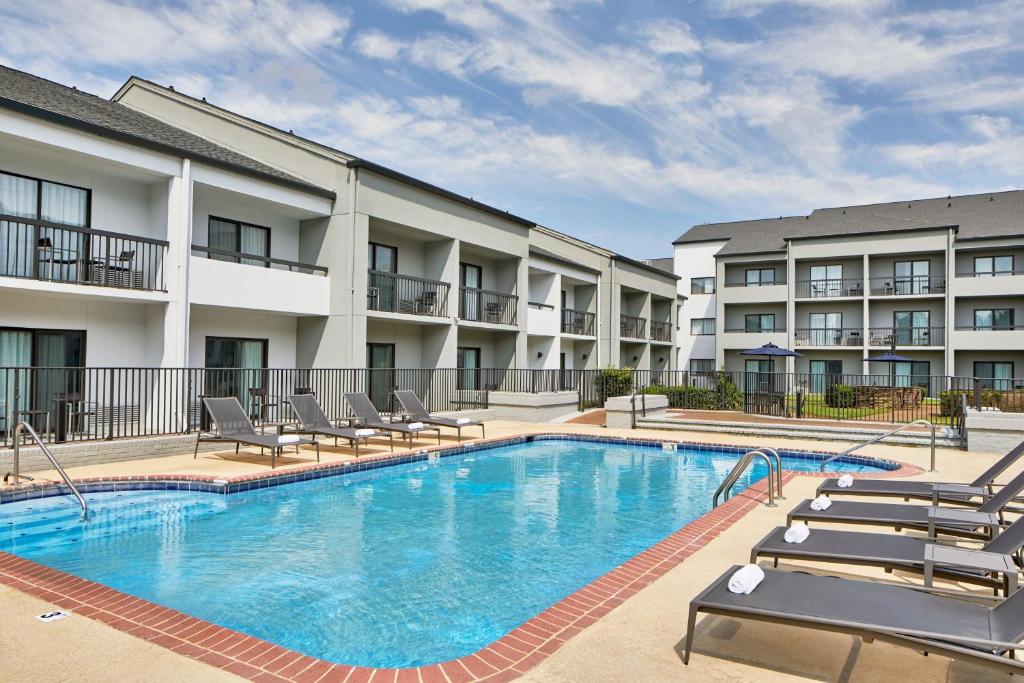 Courtyard by Marriott Memphis Airport Image