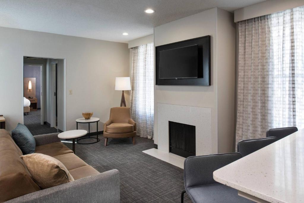 Residence Inn Memphis Downtown Image