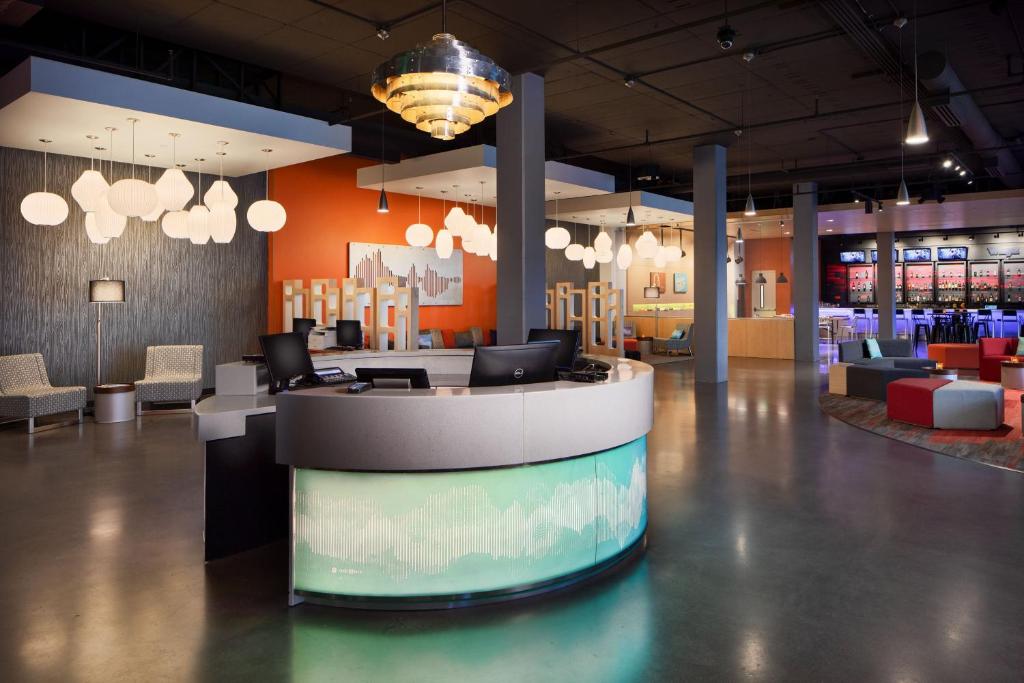 Aloft Seattle Sea-Tac Airport Image