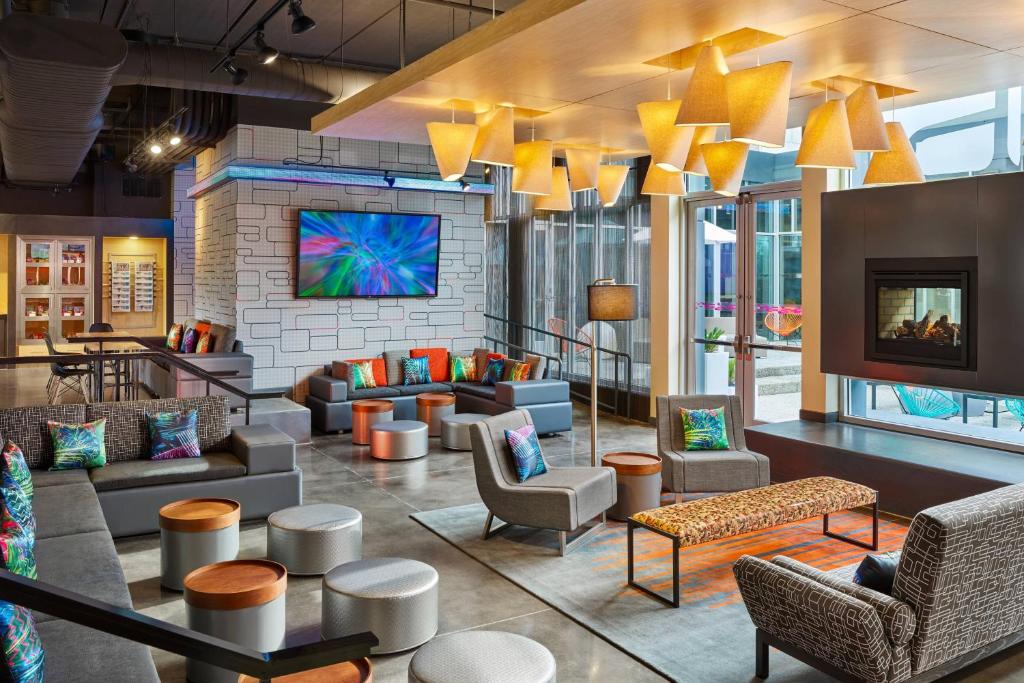 Aloft Austin Northwest Image