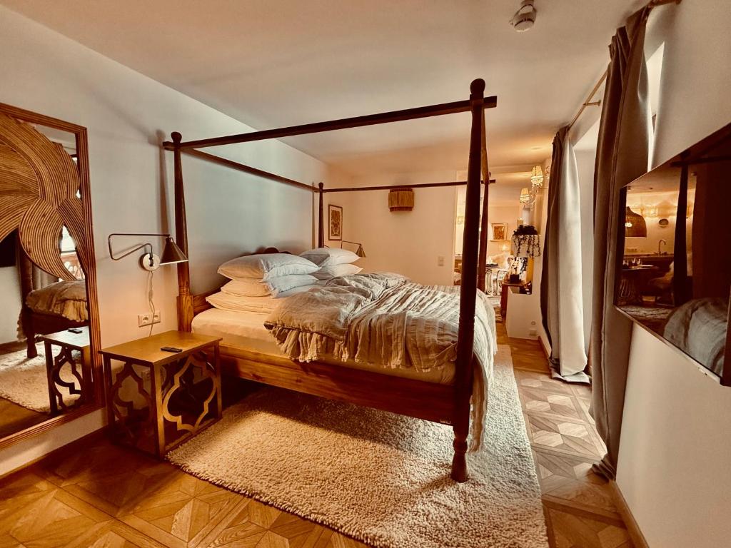 SEIN Boutique Suites - ADULTS ONLY 4