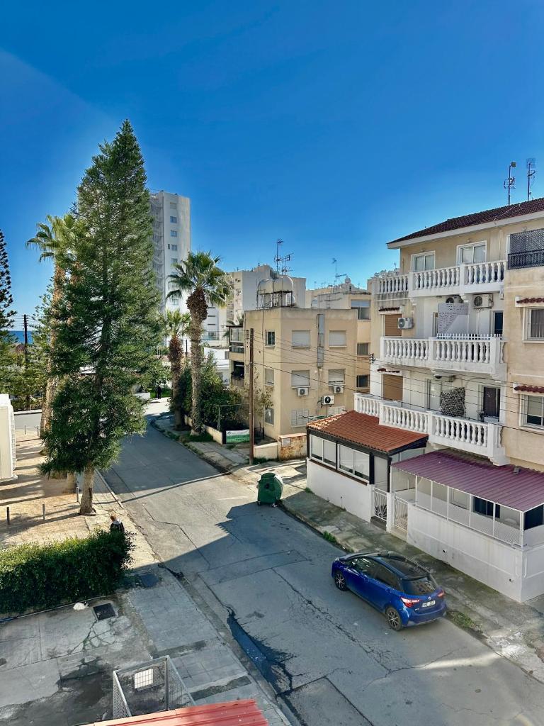 Tsimintia Apt 25 6
