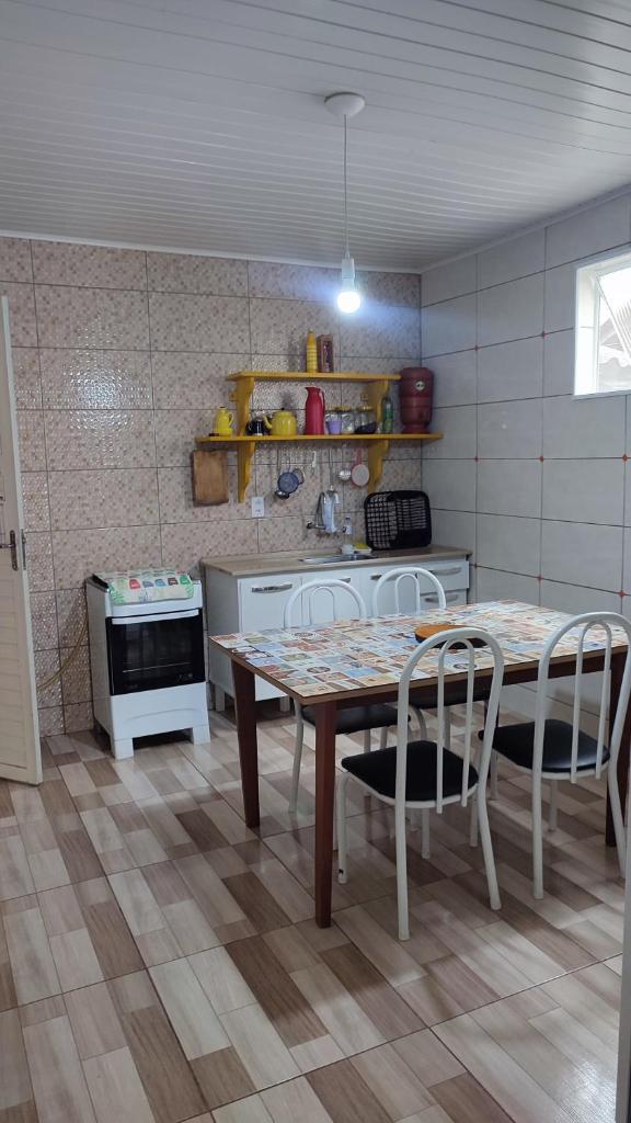 Casa de 2 quartos em Areias 4