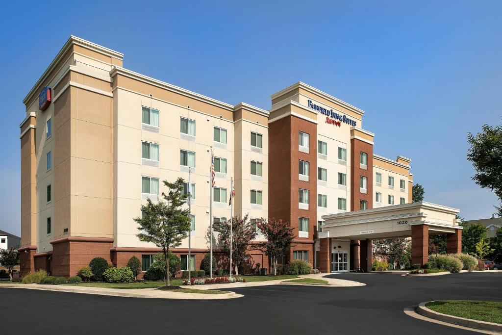 Fairfield Inn & Suites Baltimore BWI Airport Image