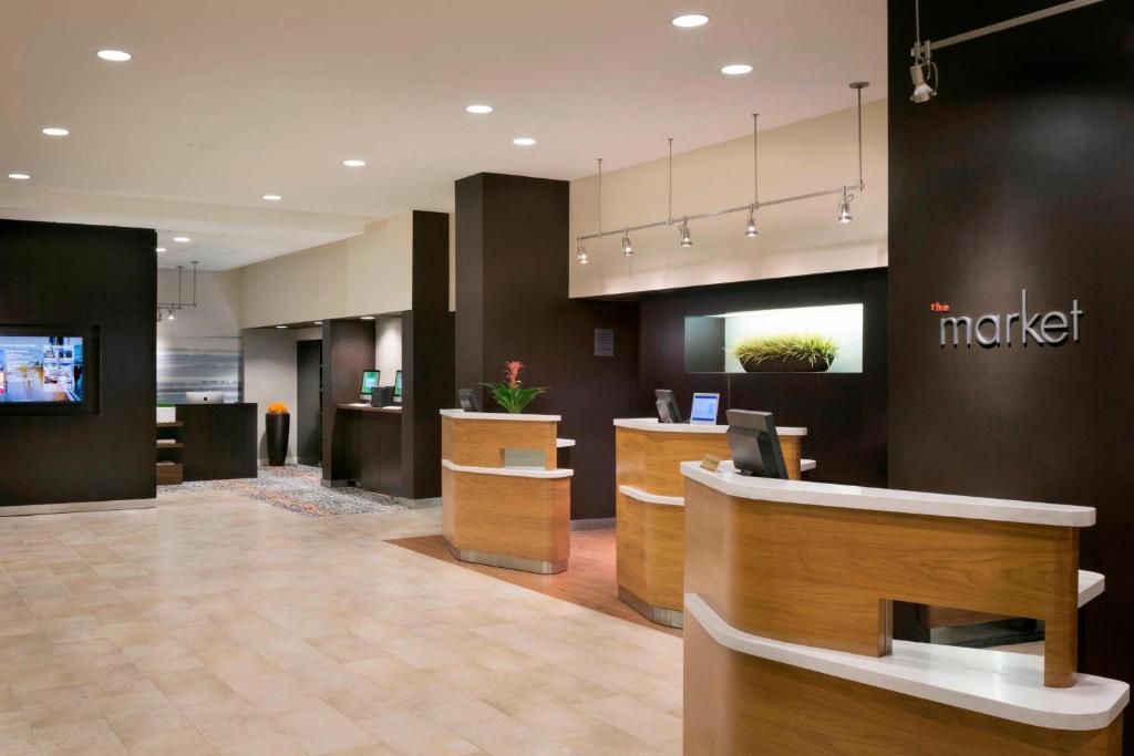 Courtyard by Marriott Fishermans Wharf Image