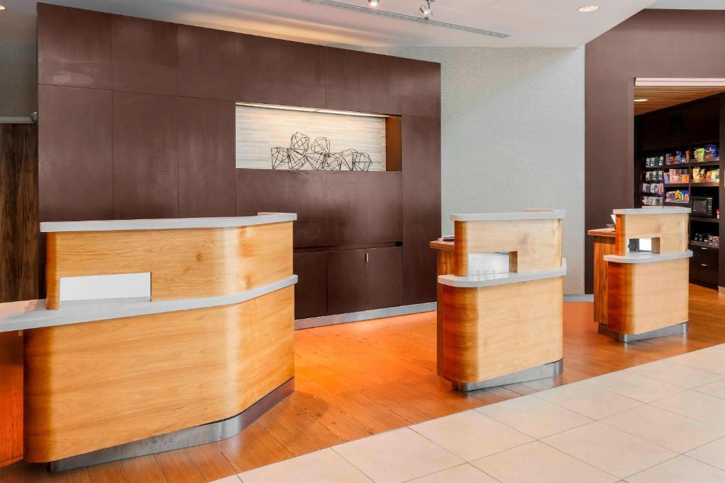 Courtyard by Marriott San Jose Campbell Image