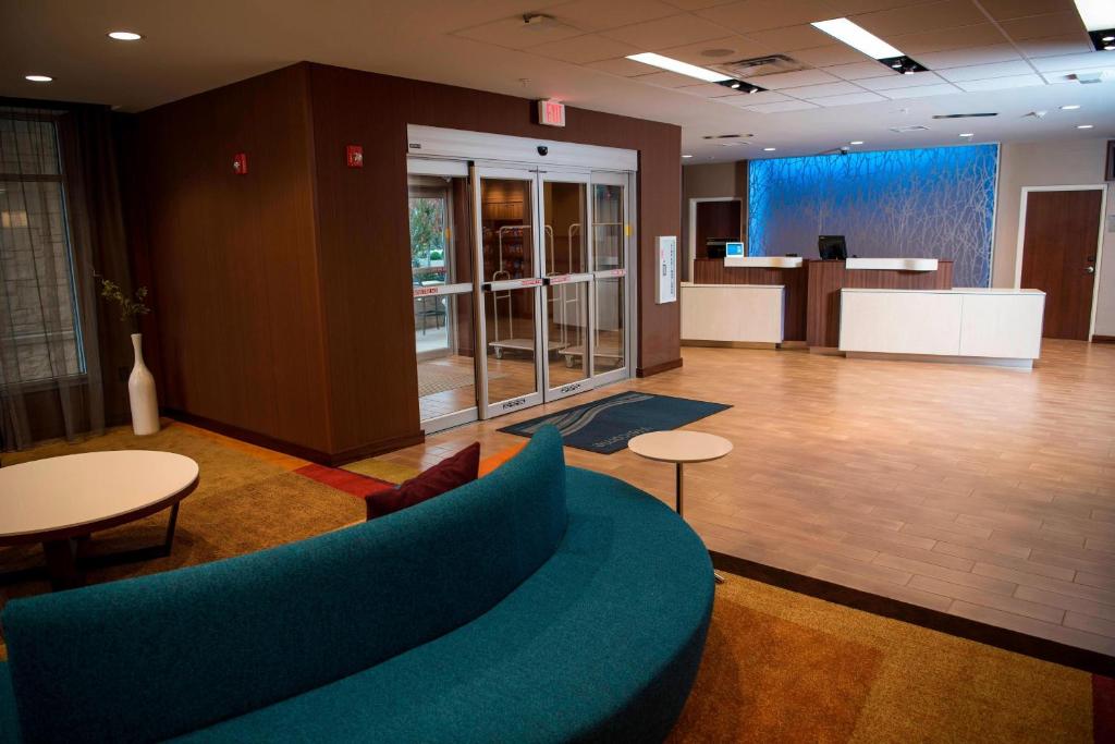 Fairfield Inn & Suites by Marriott Cincinnati Uptown/University Area Image