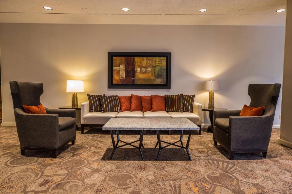 Delta Hotels by Marriott Baltimore North Image