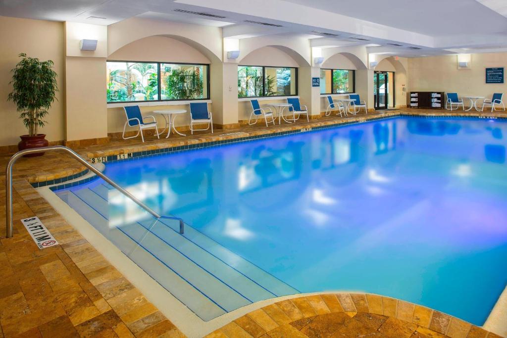 Four Points by Sheraton Suites Tampa Airport Westshore Image