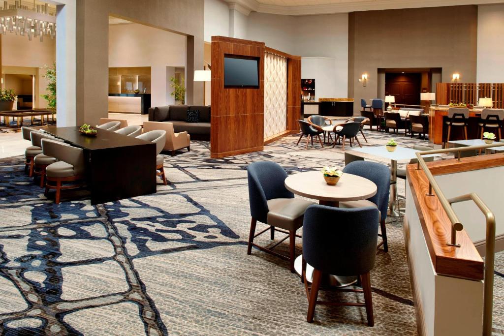 Marriott Cincinnati Airport Image
