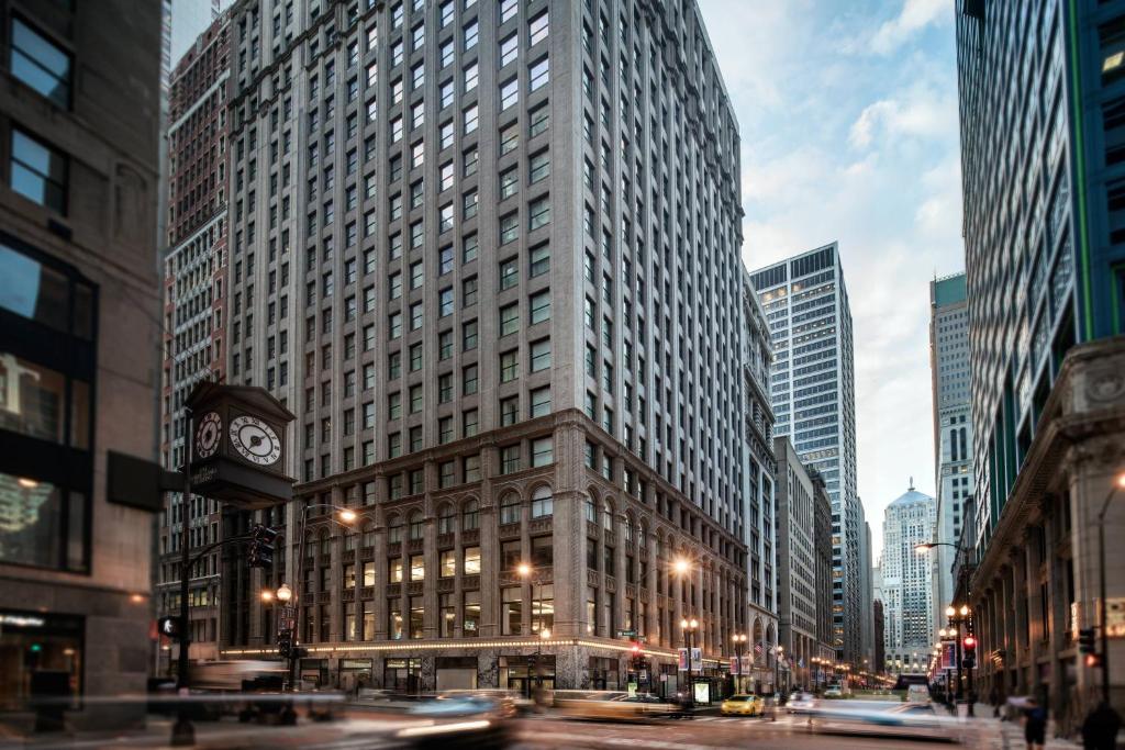 Residence Inn by Marriott Chicago Downtown/Loop Image