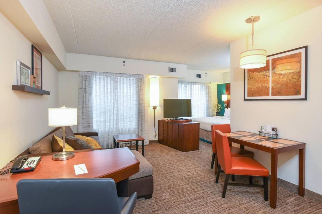 Residence Inn Cincinnati North West Chester Image
