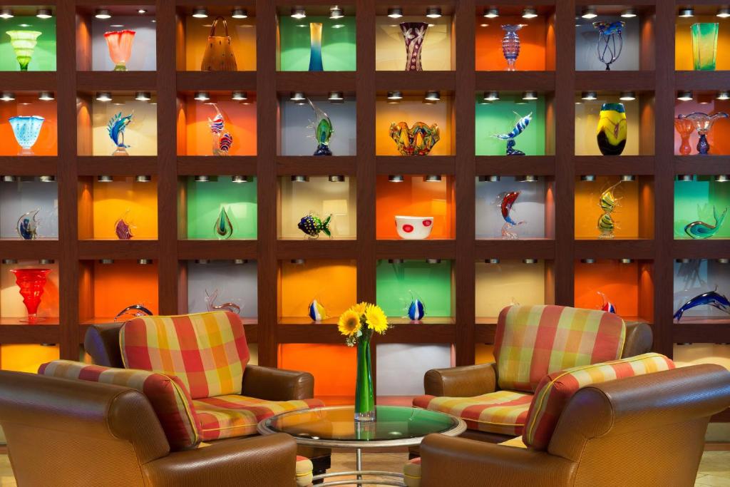 San Diego Marriott Gaslamp Quarter Image