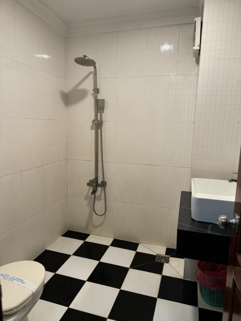 Khách sạn Hạ Long Thủ Đức