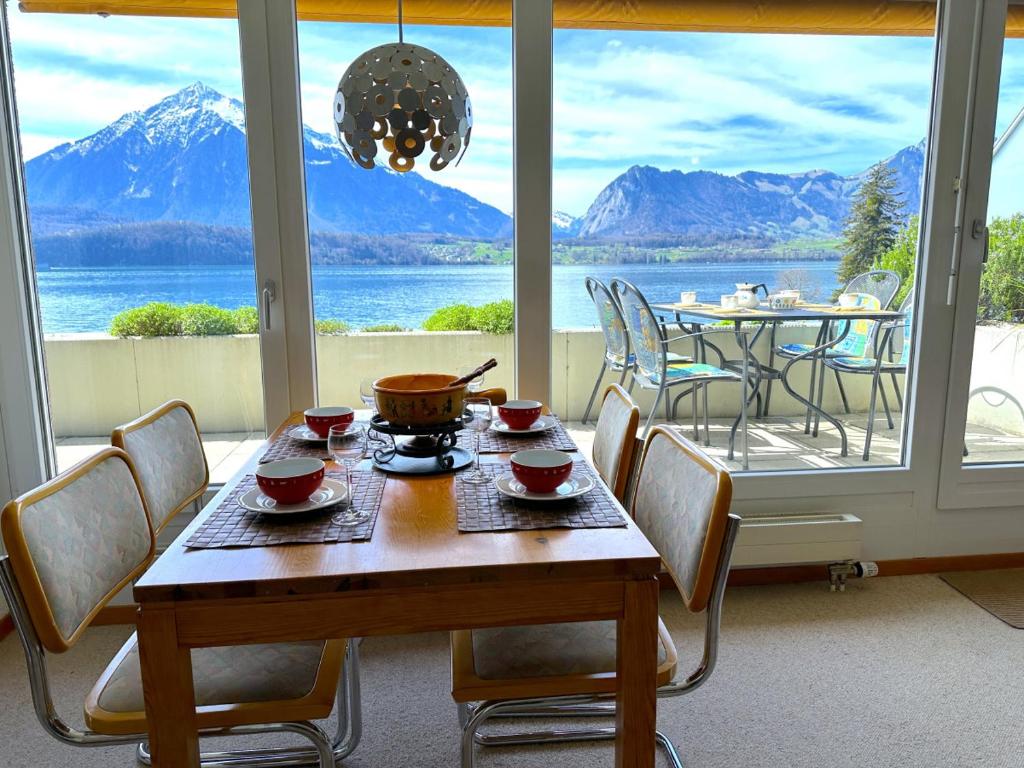 Lake Thun Alps Scenic Views and Concierge by SwissHut 6