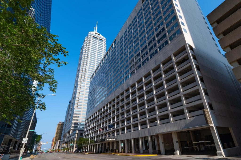 Sheraton Indianapolis City Centre Hotel Image
