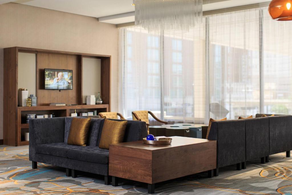 Kansas City Marriott Downtown Image