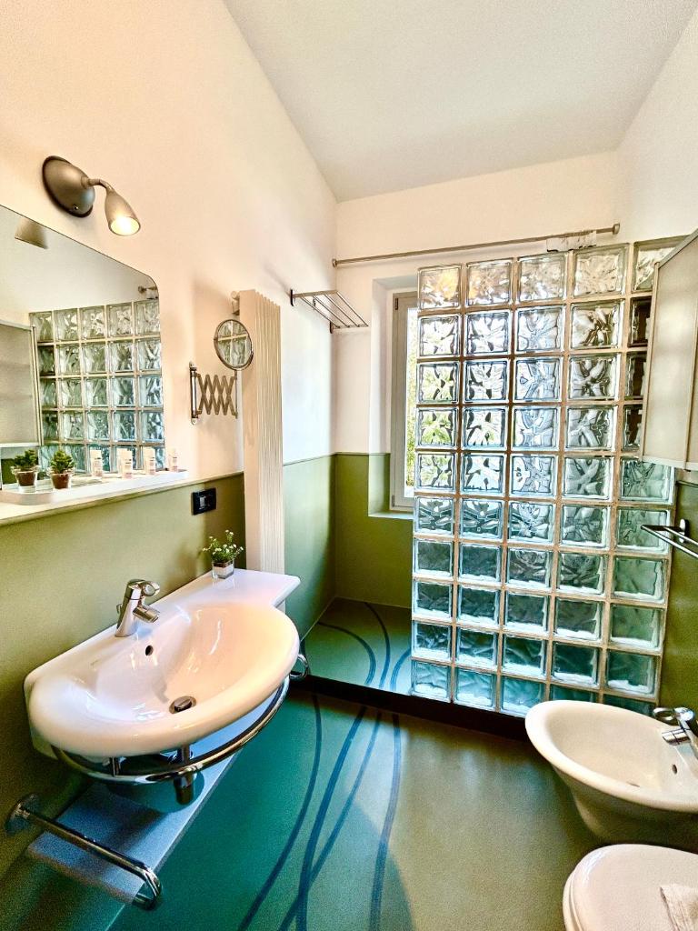 Bright House with terrace in Santa Croce 3