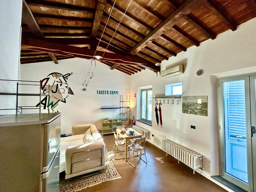 Bright House with terrace in Santa Croce 4