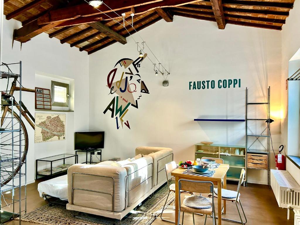 Bright House with terrace in Santa Croce 5