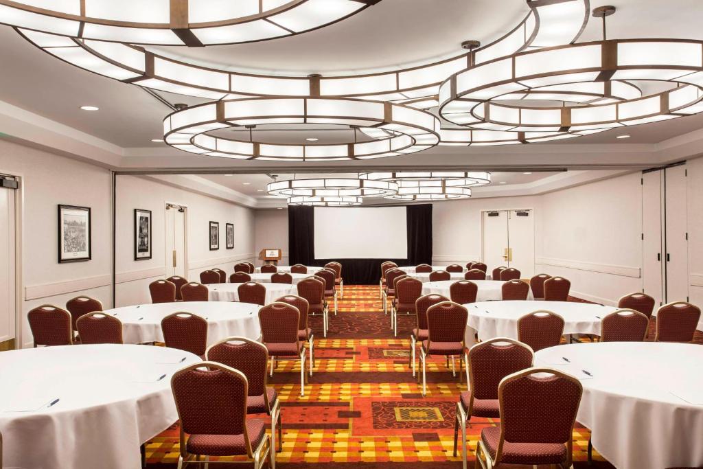 Sheraton Inner Harbor Hotel Image