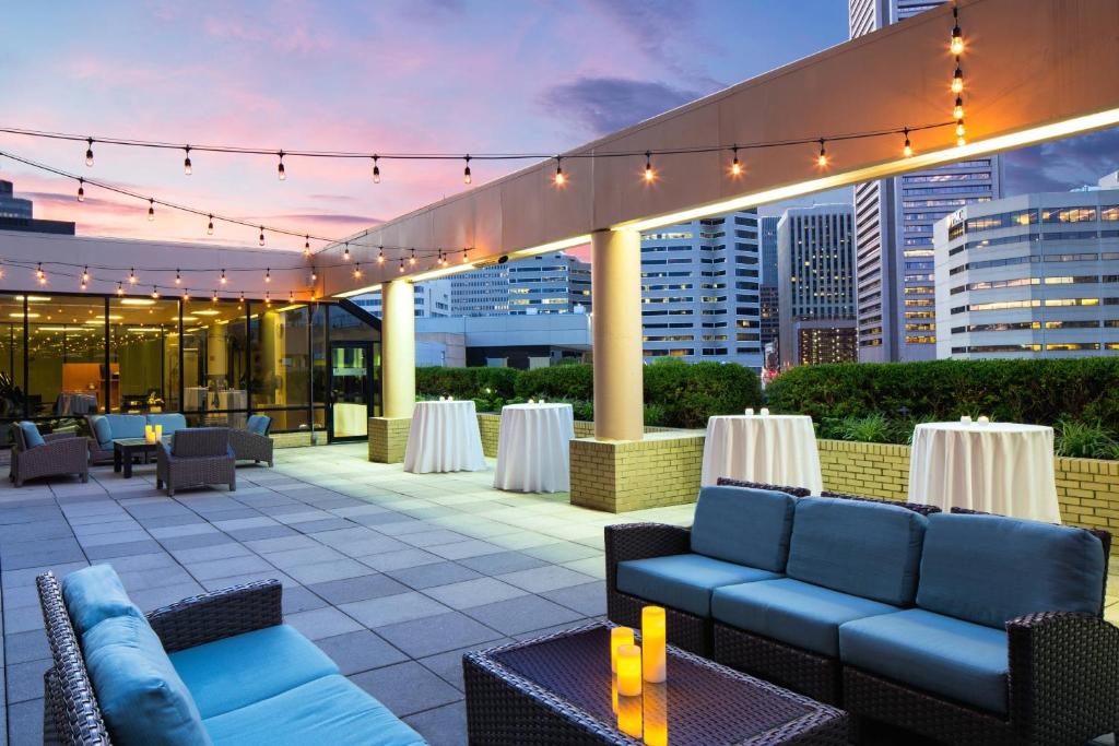 Sheraton Inner Harbor Hotel Image