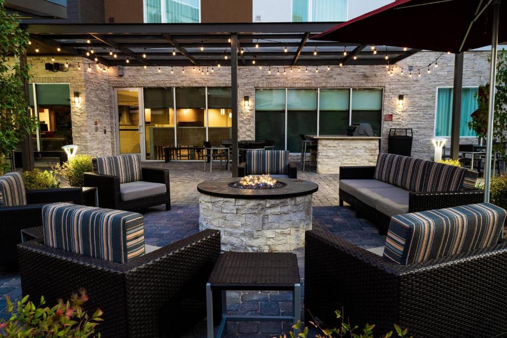 TownePlace Suites By Marriott Las Vegas Stadium District Image