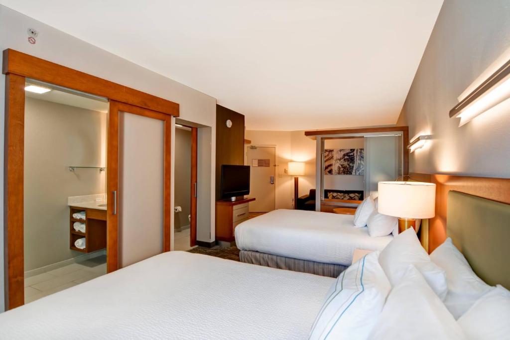 SpringHill Suites by Marriott Cincinnati Midtown Image