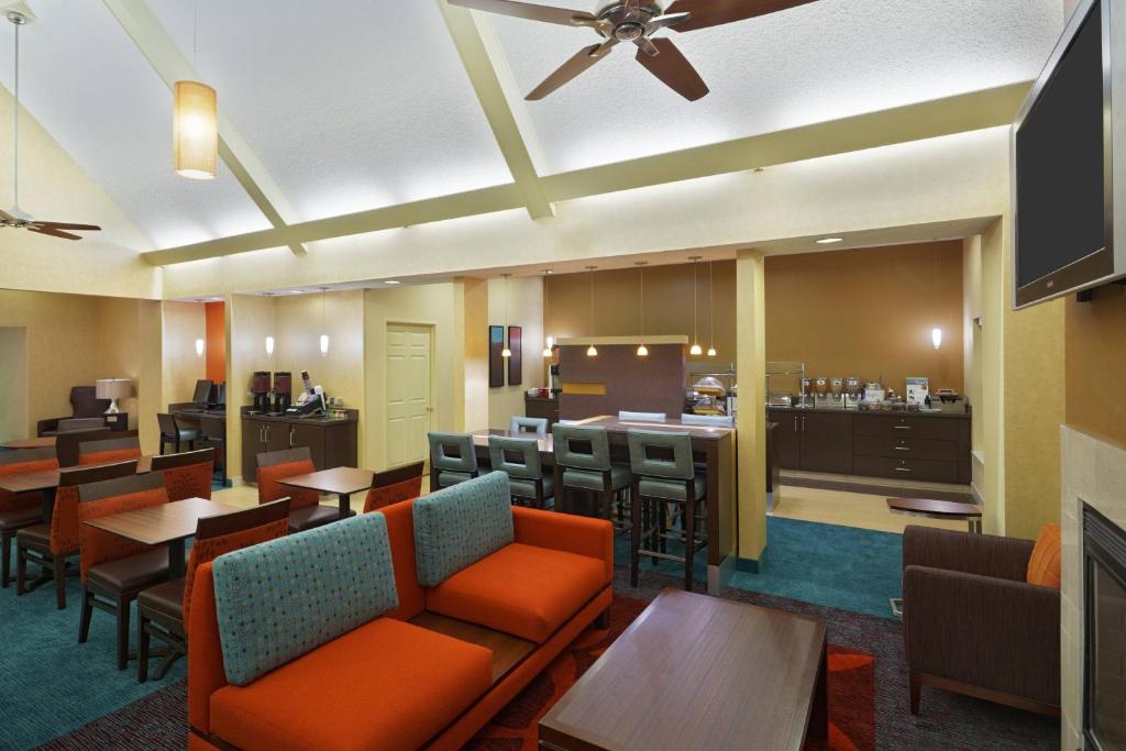 Residence Inn by Marriott Austin The Domain Area Image