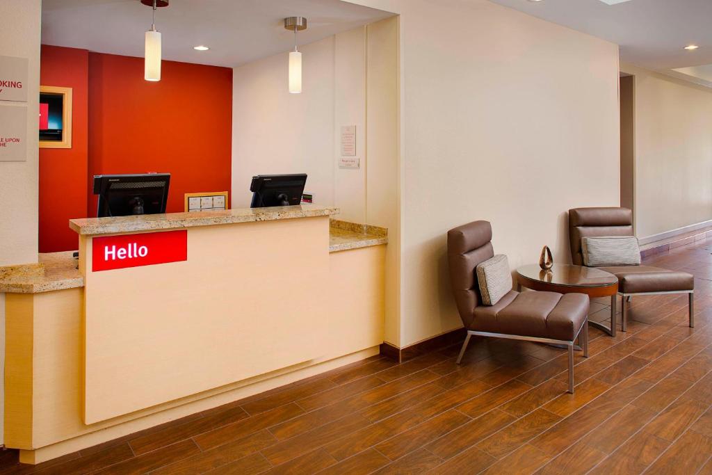 TownePlace Suites by Marriott Phoenix Goodyear Image